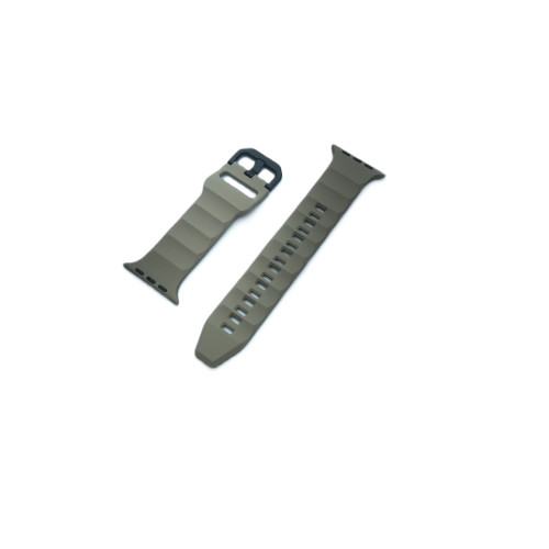 Силиконова спортна каишка с метална закопчалка за Apple Watch 42-44-45-49mm /Светлокафяв/