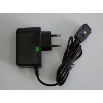 Зарядно 220V LG 7020