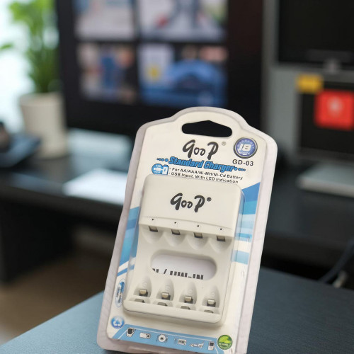 GOOP Standard Charger GD-03 – Бързо зарядно за AA/AAA Ni-MH/Ni-CD батерии, с интелигентна защита GOOP Standard Charger GD-03 – Бързо зарядно за AA/AAA Ni-MH/Ni-CD батерии, с интелигентна защита