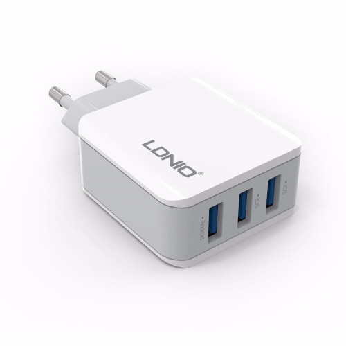 220V С 3 - изхода USB LDNIO A3301 3.1A USB Lightning