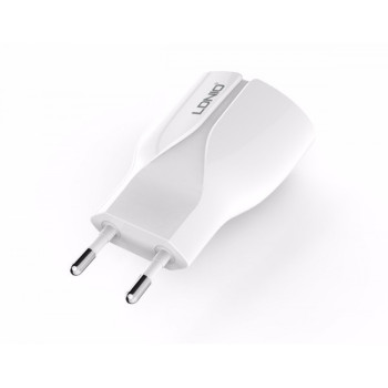 220V Зарядно LDNIO A2271 2.1A 2 USB PORT Lightning